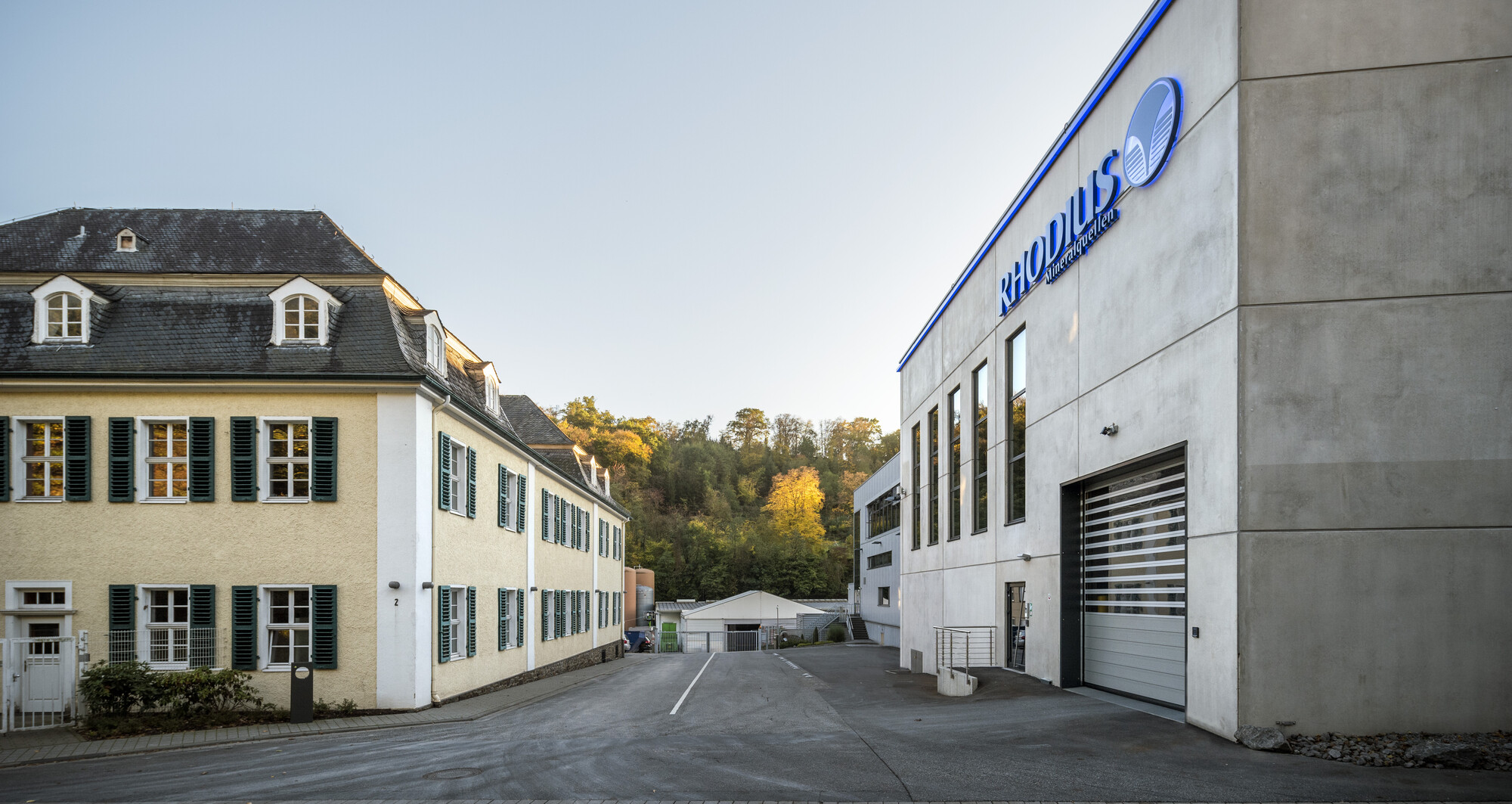 RHODIUS Mineralquellen & Getränke / Gebrüder Rhodius